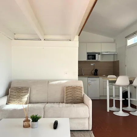 Appartement A 100M De La Plage - Terrasse & Parking Prive Le Barcarès Esterno foto