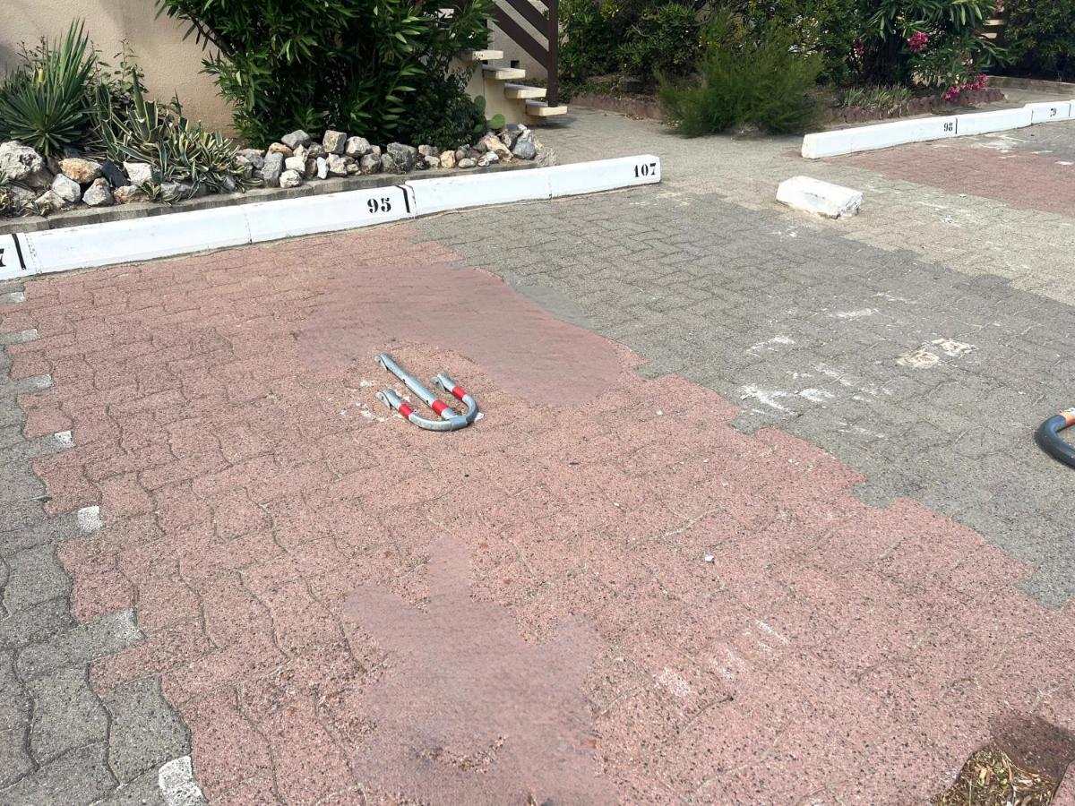 A 100m De La - Terrasse & Parking Prive Appartement